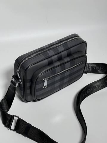 Сумка-мессенджер Burberry