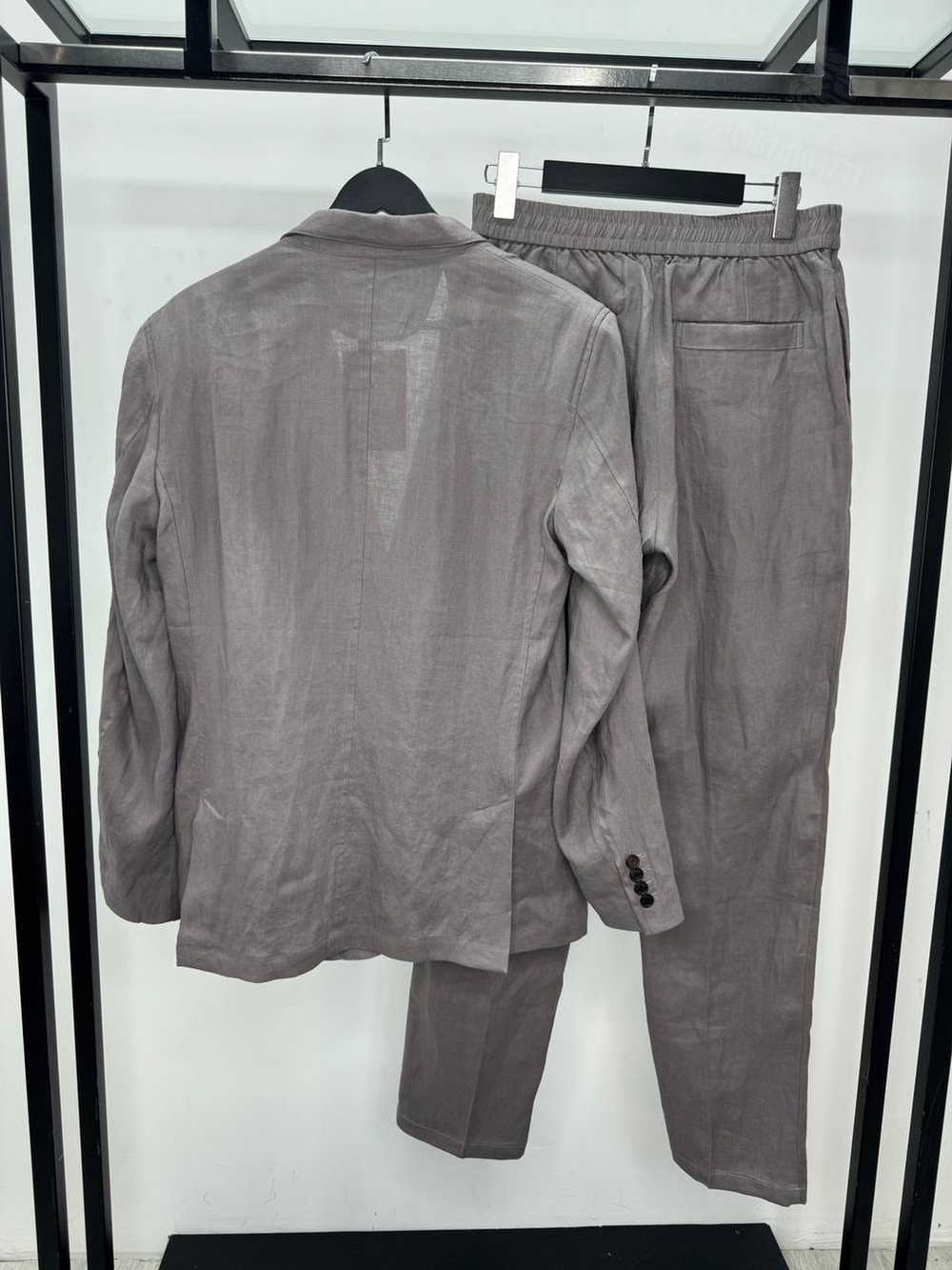 Льняной костюм Ermenegildo Zegna
