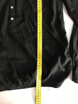 Блузка Camaieu практичная, визуально на 40/42 размер