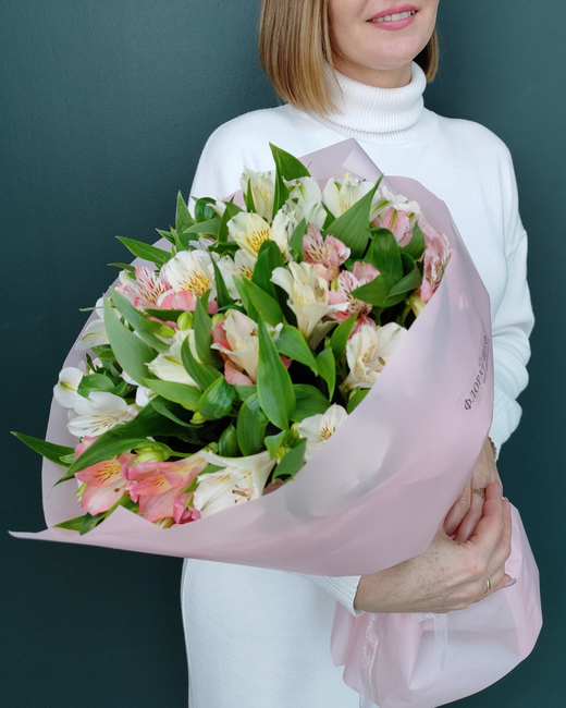 Букет из белой и розовой альстромерии 15 веток(00173)