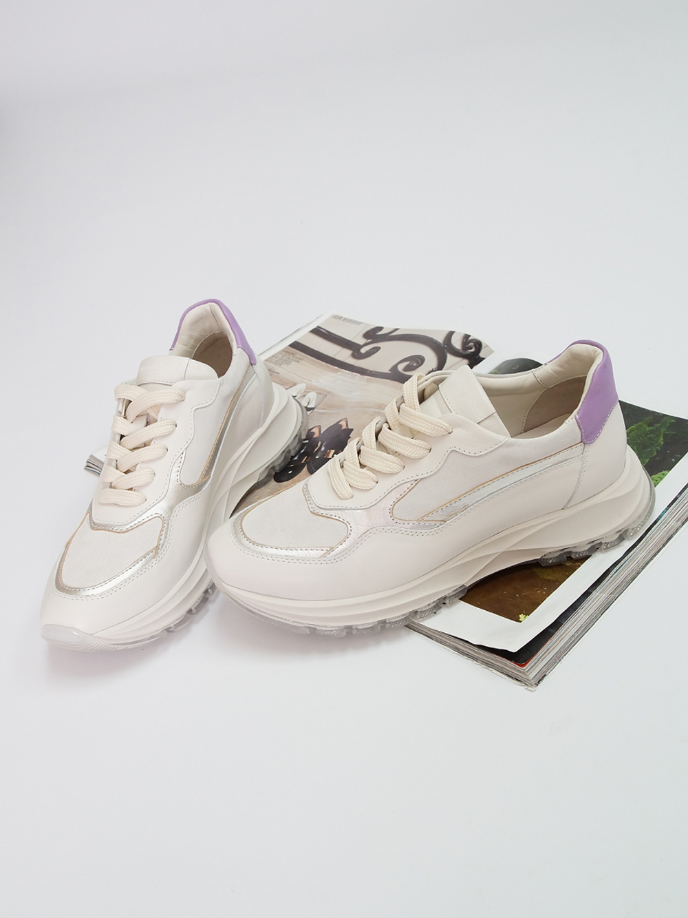 Кроссовки женские демисезонные