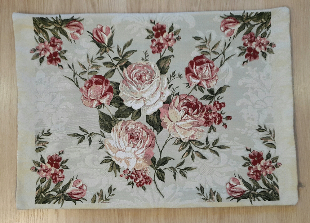 Декоративный гобеленовый чехол для интерьерной подушки Розовые мечты 50*70