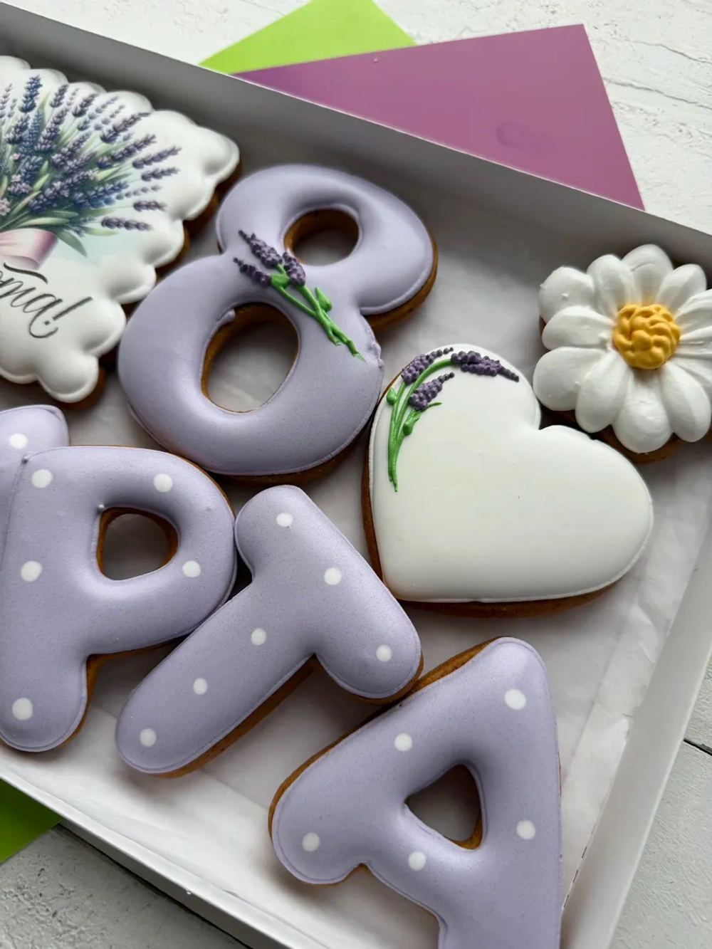 Набор имбирных пряников на 8 марта, вкусный подарок