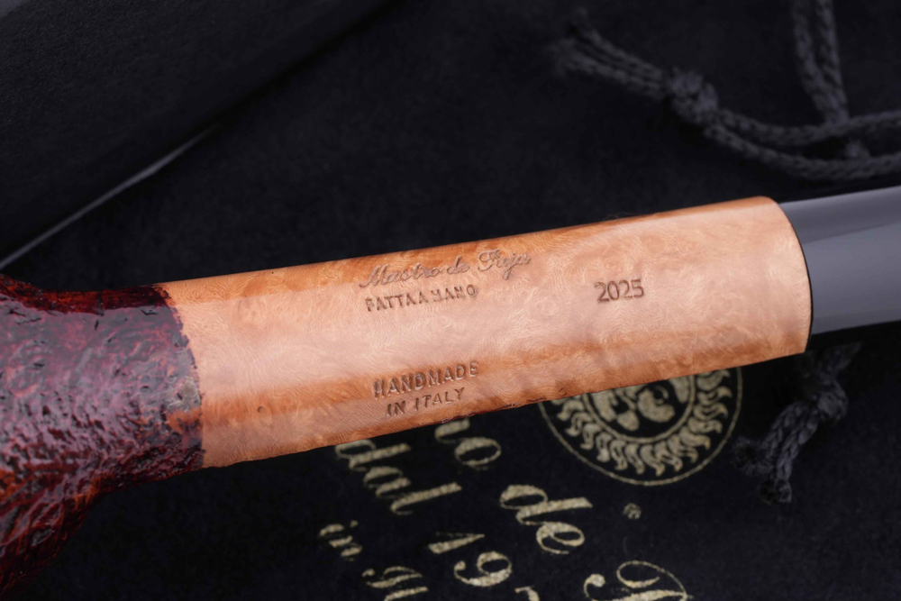 Трубка Mastro De Paja Canadese 2025, M262