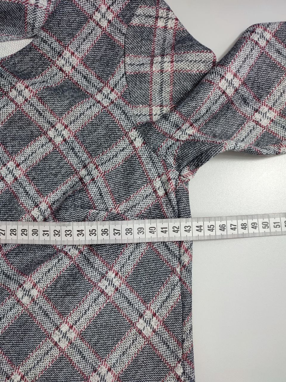 Платье Deniza серое в клетку 44 размер