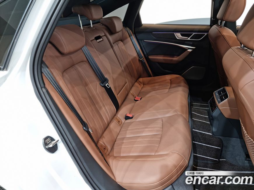Audi A6 (C8) 45 TFSI Premium (08.2023)