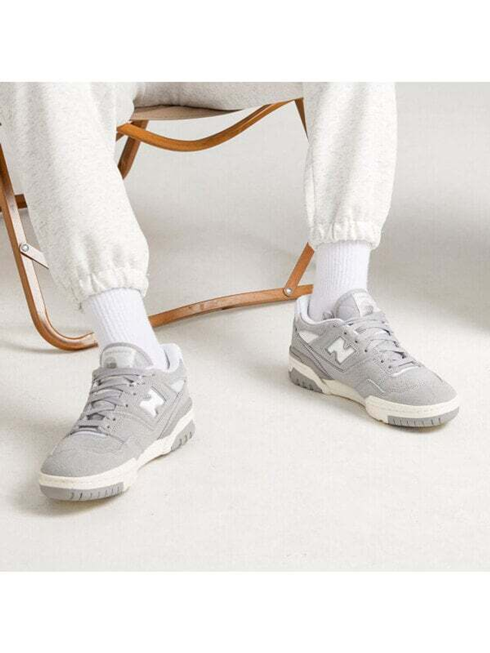 Кроссовки New Balance 550 Suede Pack Concrete