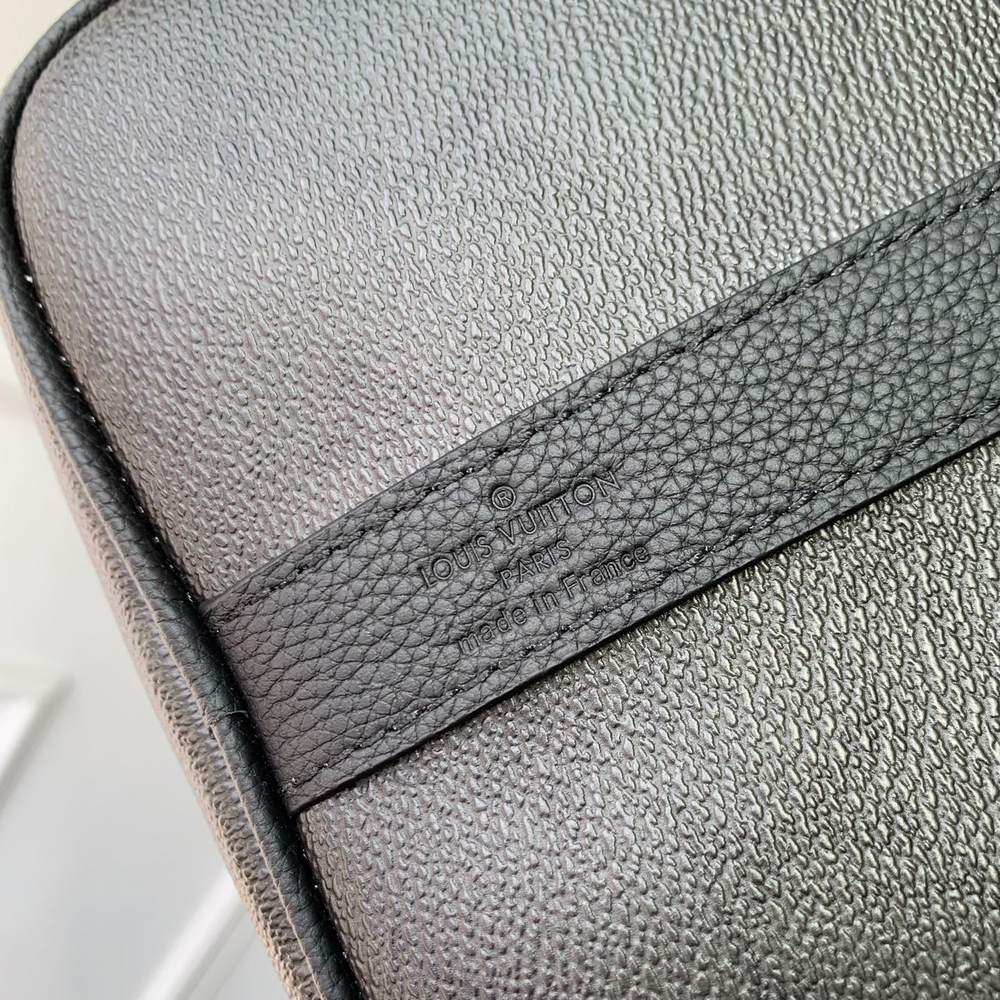 Louis Vuitton Keepall Bandouliere 35