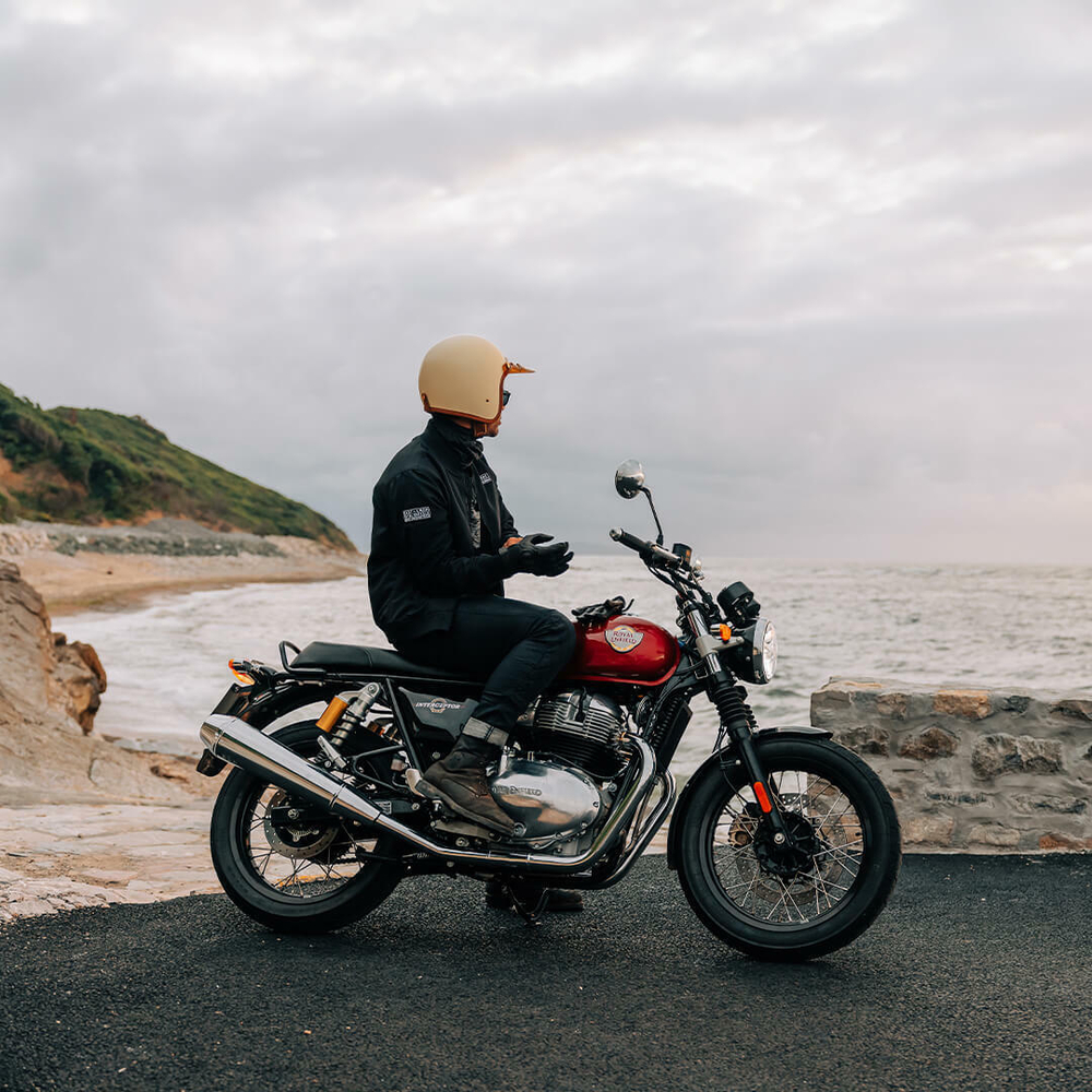 Royal Enfield Interceptor 650 Canyon Red (Standard / Single tone)