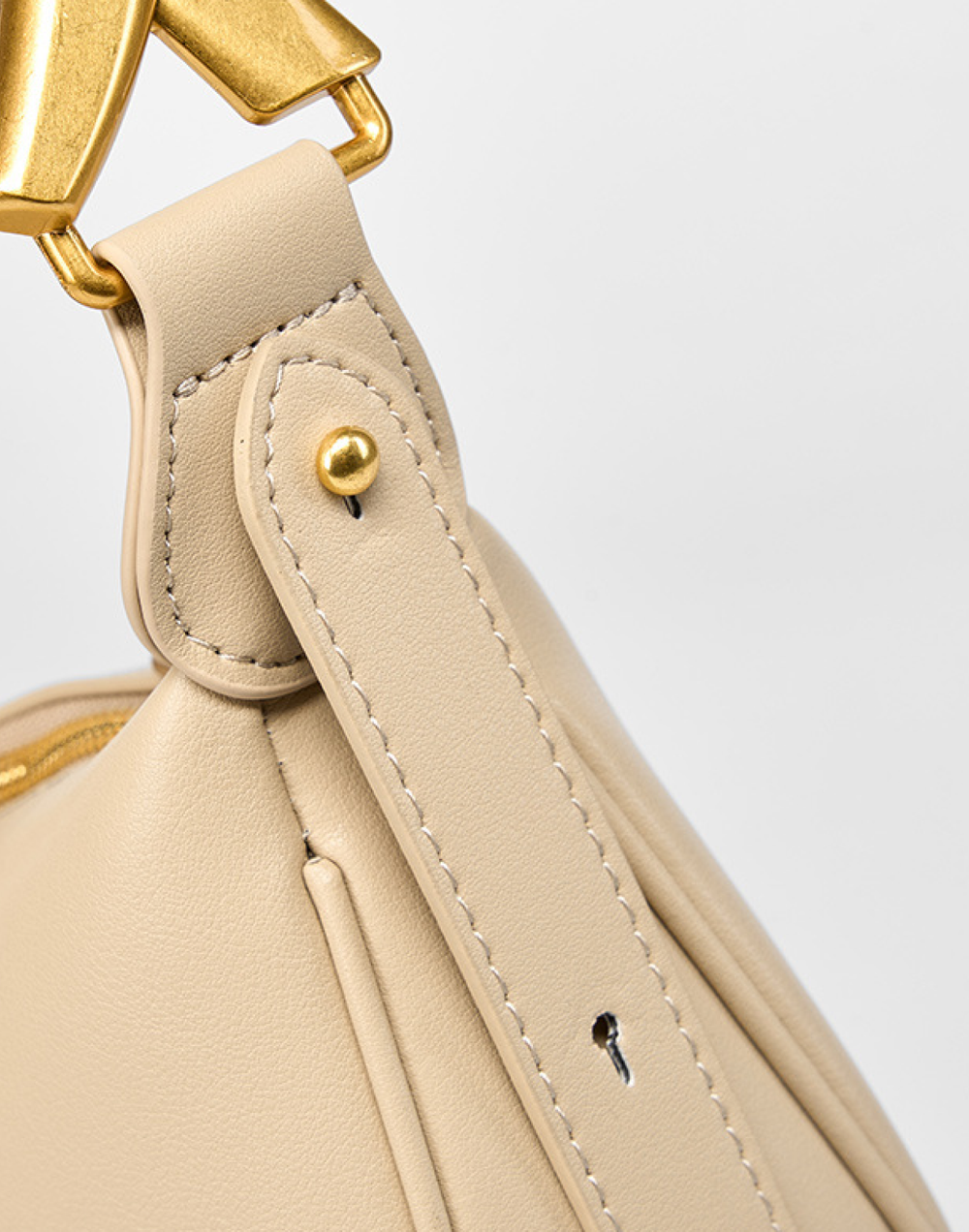 Сумка XOXO LEGENDS ГРААЛЬ | Молочный