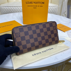 Louis Vuitton Zippy Wallet