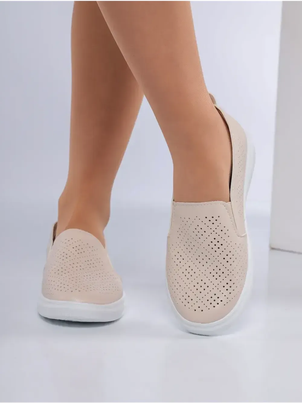 Мокасины летние с перфорацией