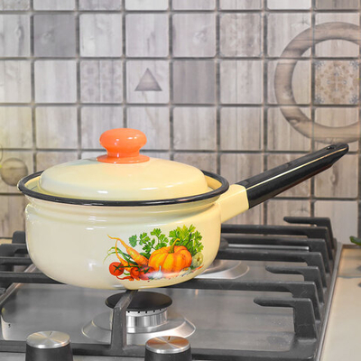 Ковш 1,5л эмалированный с крышкой с рисунком