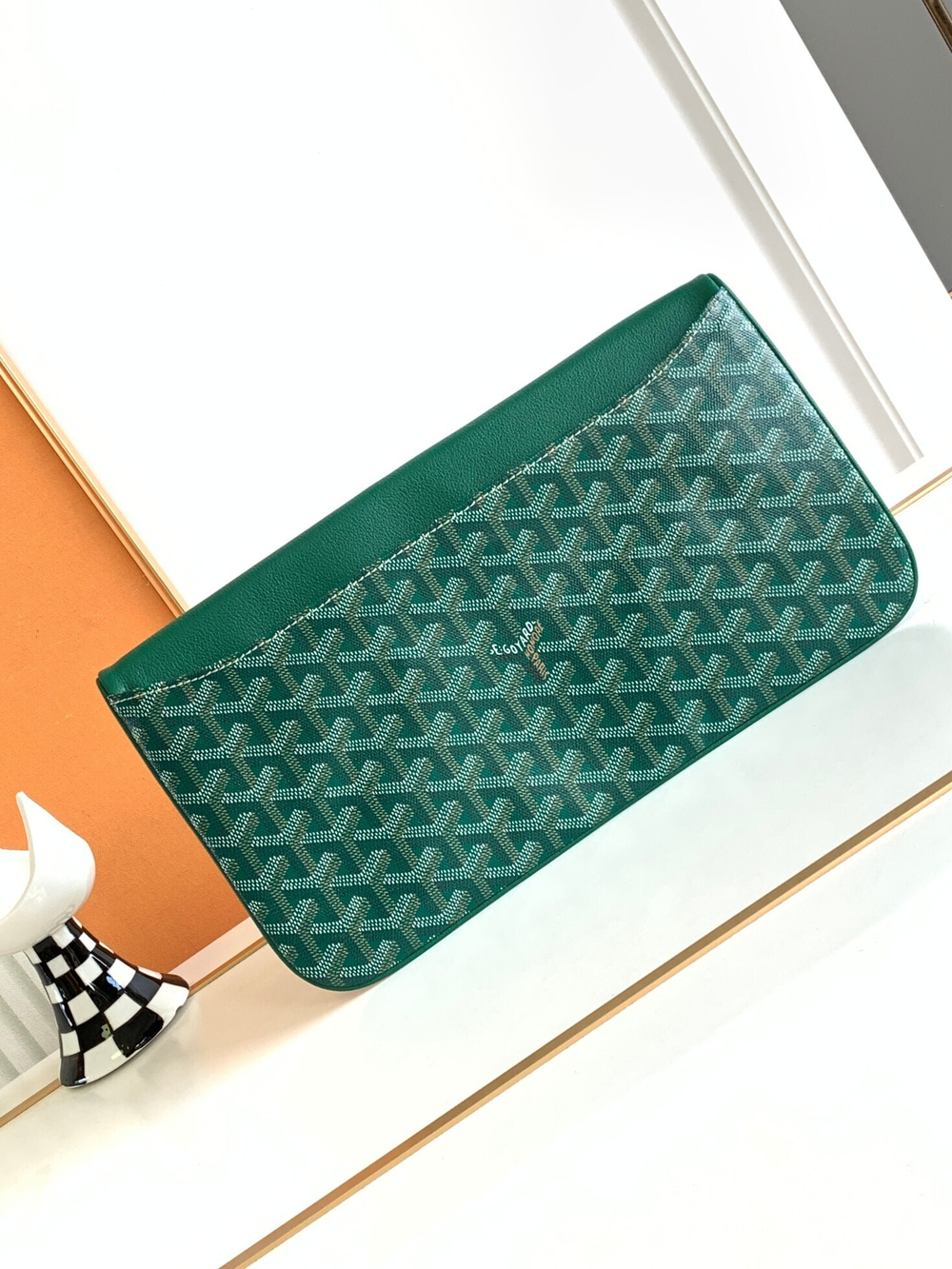 Goyard Sainte-Marie MM Clutch