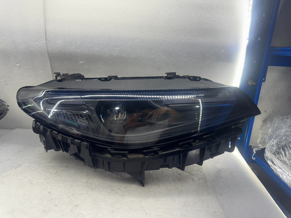 Леапмотор C16 оригинальная LED фара (левая или правая), с разборки, 2012-2016