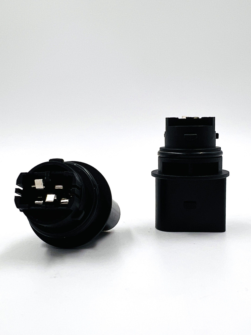 Патрон дневные ходовые огня на блок фару для Лада Гранта комплект 2шт.