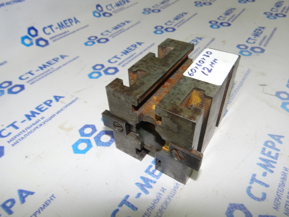 УСП Опора Квадратная 60х 60х 80 крепежная под паз 12мм (ДСП-18)