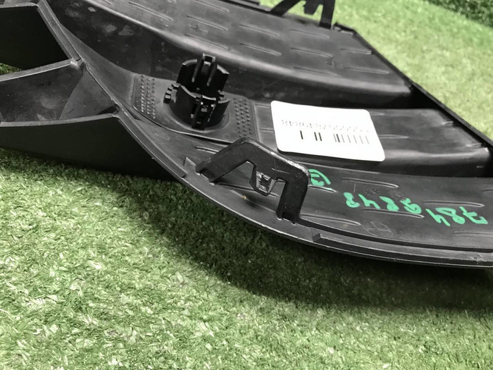 Накладка перед. бампера Mercedes E W213 20-23 AMG