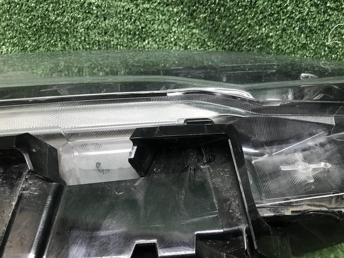 Фара левая Nissan X-Trail T32 (17-22) LED