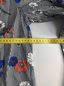 Блузка для практичного образа, визуально на 46 размер