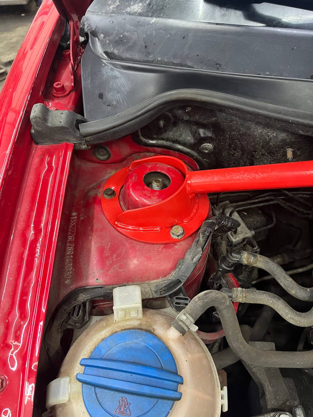 Распорка передних стоек (регулируемая) Skoda Fabia Mk1, Seat Ibiza 3 (ПОД ЗАКАЗ)