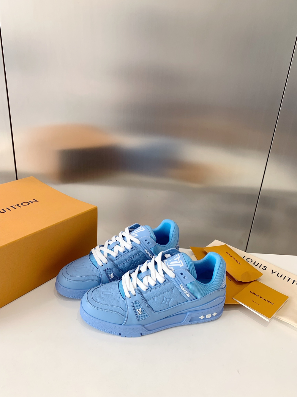Louis Vuitton Trainer Sneaker