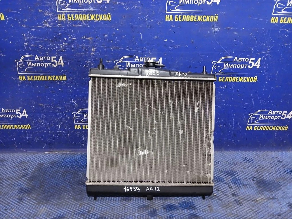 Радиатор двигателя NISSAN MARCH 2002-2010