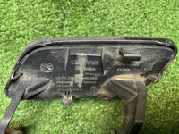 Крышка форсунки правая Audi Q5 1 8R (2012-2017)