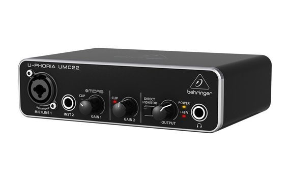 Behringer UMC22