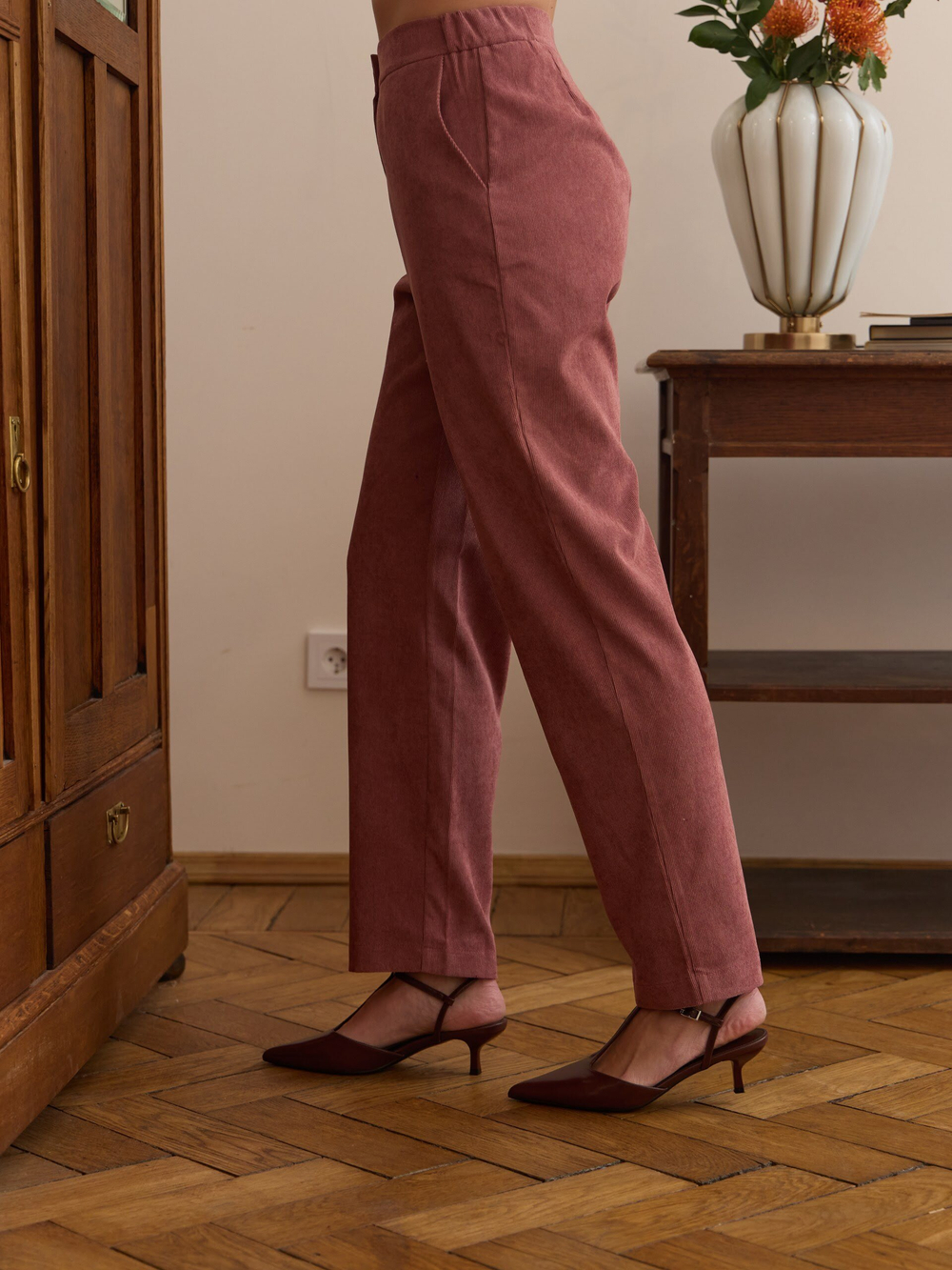 Брюки классические вельветовые