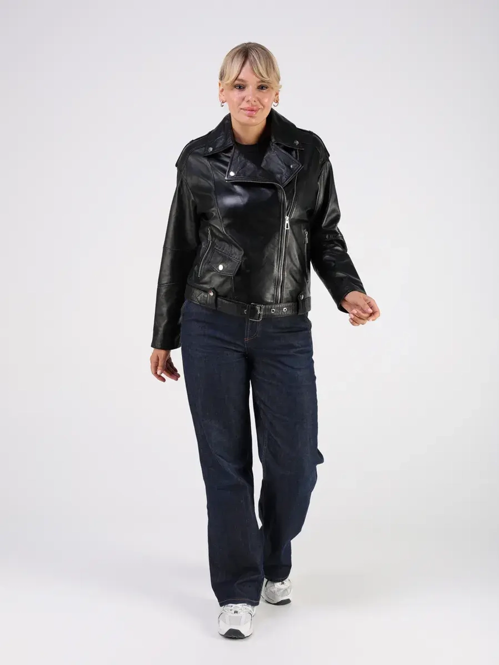 Кожаная куртка демисезонная косуха оверсайз