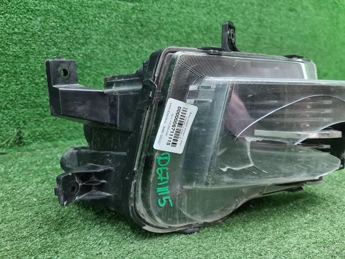 Битая Фара правая Москвич 3 (2022-н.в.) галоген