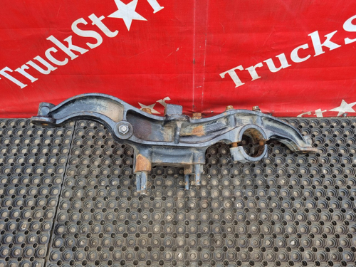 Кронштейн пневморессоры левый