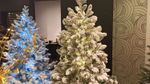 Заснеженная ель с гирляндой «Барокко» теплый свет (Литая+пвх) 240 см / 2,4 м