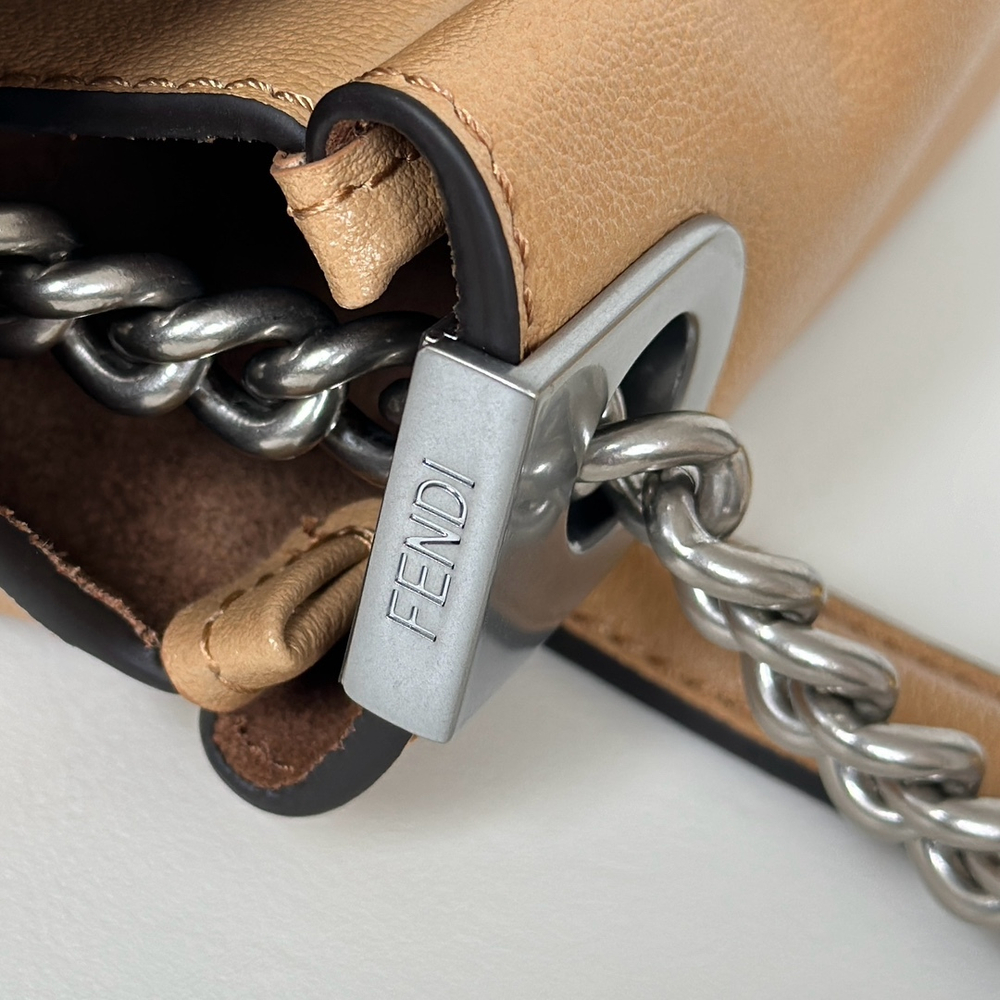 Fendi Baguette Chain Large 38 cm