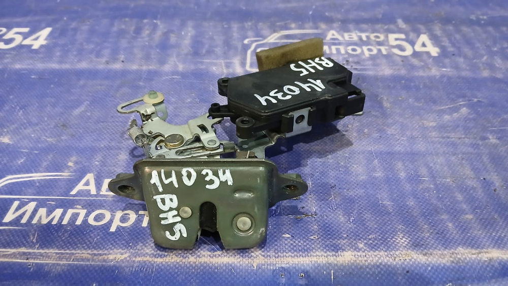 Замок багажника SUBARU LEGACY 1998-2003