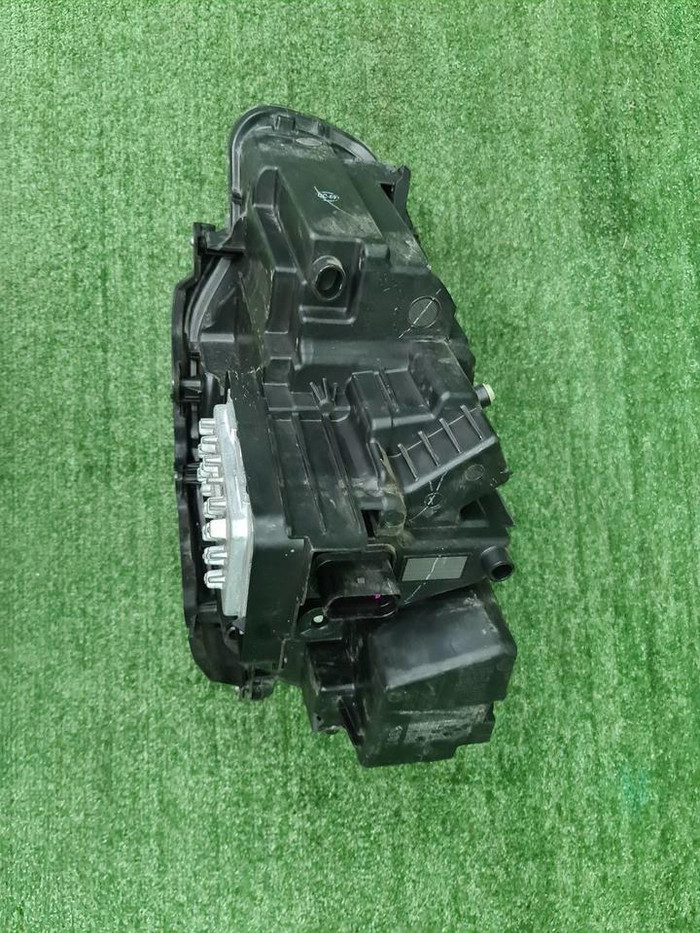 Фара правая Geely Atlas Pro (2021-н.в.) LED