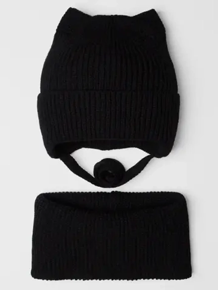 Шапка для девочки на осень с ушками