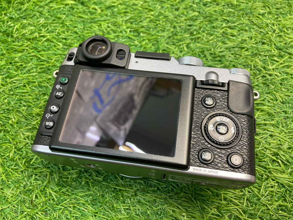 FujiFilm X20