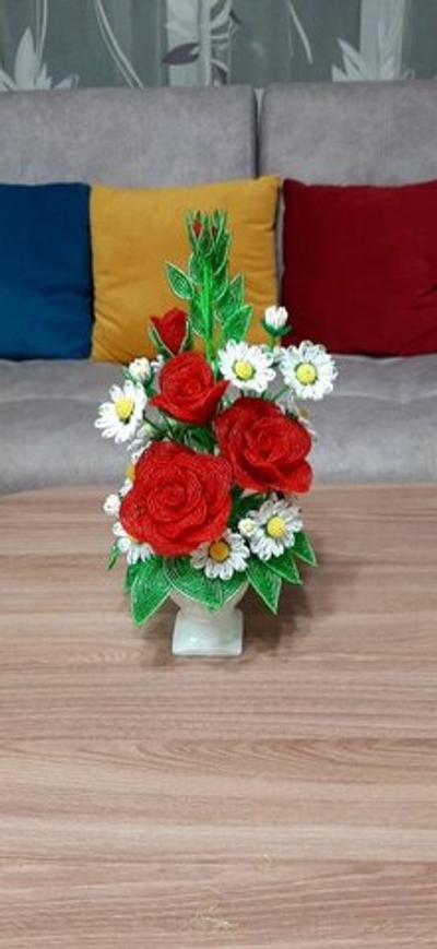 Изделие из бисера Танго любви 32см