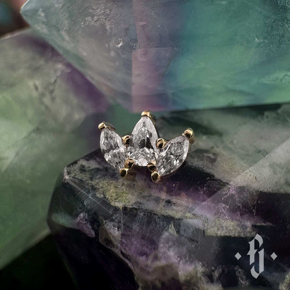 Кластер &quot;Trin&quot; - Желтое золото - White CZ