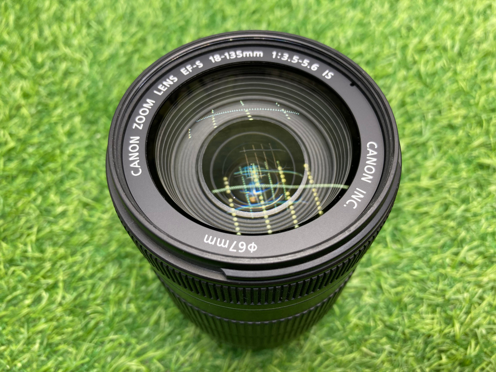 Canon EF-S 18-135mm 3.5-5.6 IS