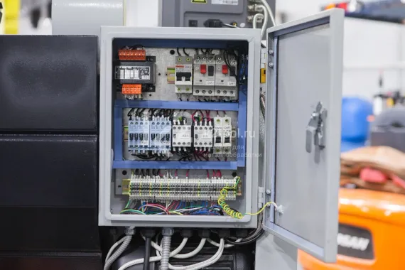 Станок токарно-винторезный STALEX C0636N/1000