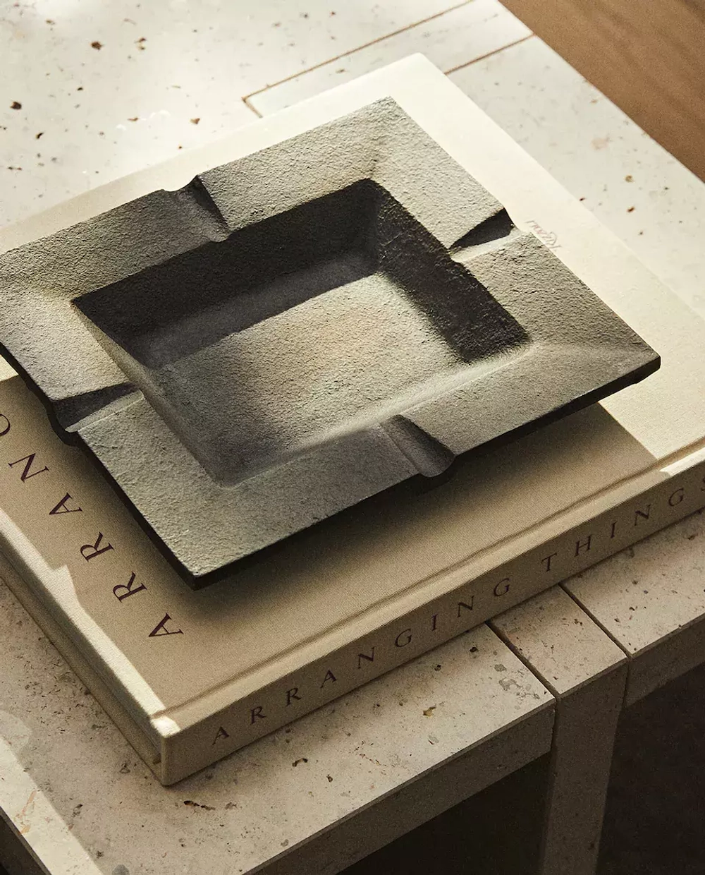 ZARA HOME ПЕПЕЛЬНИЦА С ИСКУССТВЕННО СОСТАРЕННОЙ ОТДЕЛКОЙ