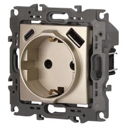 Розетка ЭРА Серия 12 12-4108-04 2P+E 16A-250В со шторками с USB type-A+C 5В-3А шампань