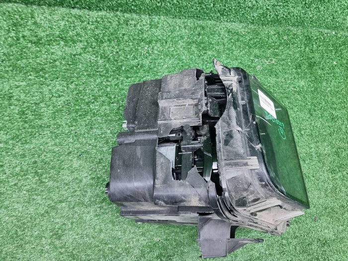 Битая Фара левая Lixiang L7 (2023-н.в.) LED