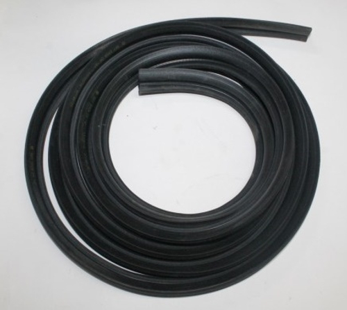 Уплотнитель багажника /2172, 2171/ ПРИОРА (403см) (АО БРТ)