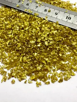 СТЕКЛЯННАЯ КРОШКА БЛЕСТЯЩАЯ ЗОЛОТИСТО-ЖЕЛТАЯ