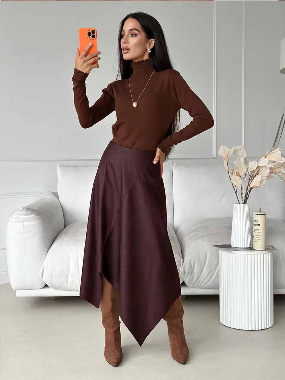 Юбка кожаная трапеция миди