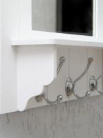 Зеркало настенное с полкой в белой раме "Прованс"